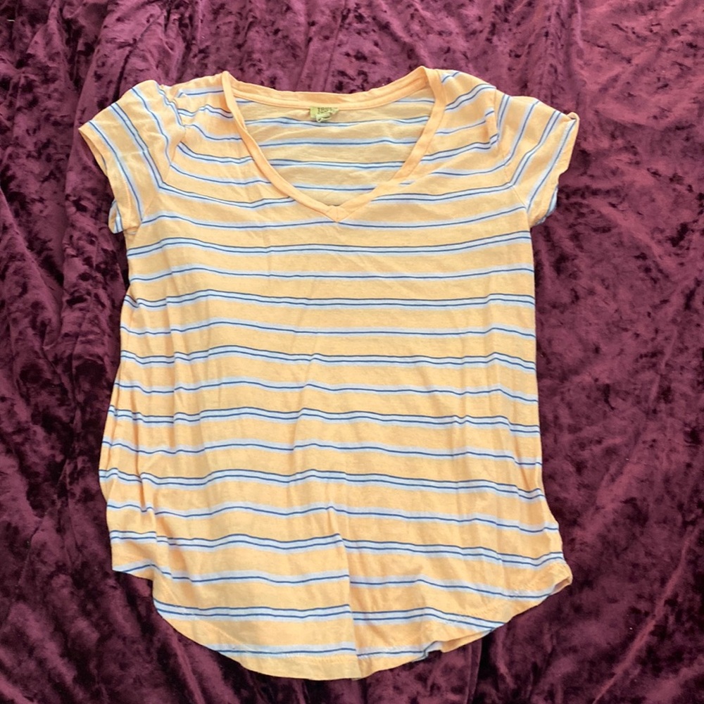 True Craft size small Tee